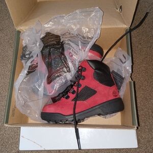 $35 boys timberland field boots size 10c